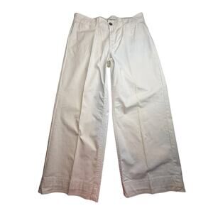 Liz Claiborne White Sz 10 Straight Leg Capri | GUC